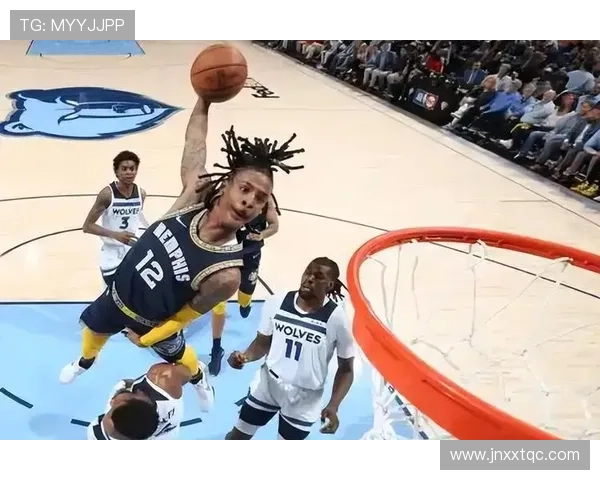 战术革新：球队全新进攻风格与防守策略持续备受关注