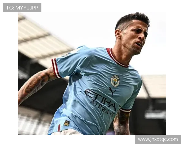 若昂·坎塞洛对比阿什拉夫：控球与冲击力差异