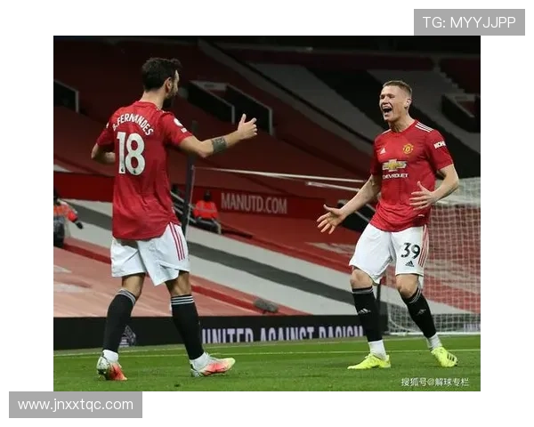 曼联伪复兴隐忧显现:战绩波动对争四形势形成制约 曼联伪复兴隐忧显现:战绩波动对争四形势形成制约