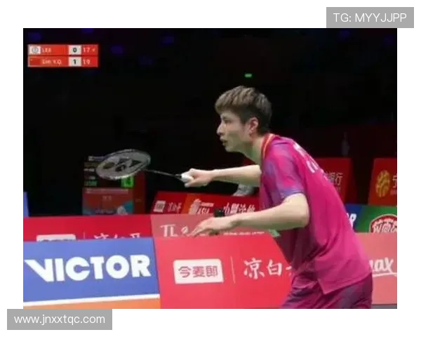 石宇奇比赛没赢，但机场行头比明星还扎眼，我看他是真舍得花钱啊